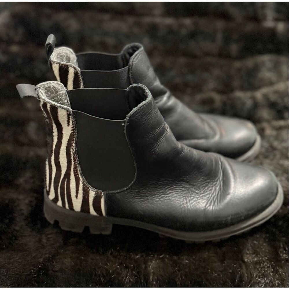 Kookaï Black calf hair Leather zebra Stylish Ankle boots Sz 41 10.5 kookai